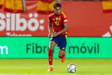 Real Madrid Phải Dùng Phương Án D Để Đối Đầu Yamal Trong Chung Kết Cúp Nhà Vua
